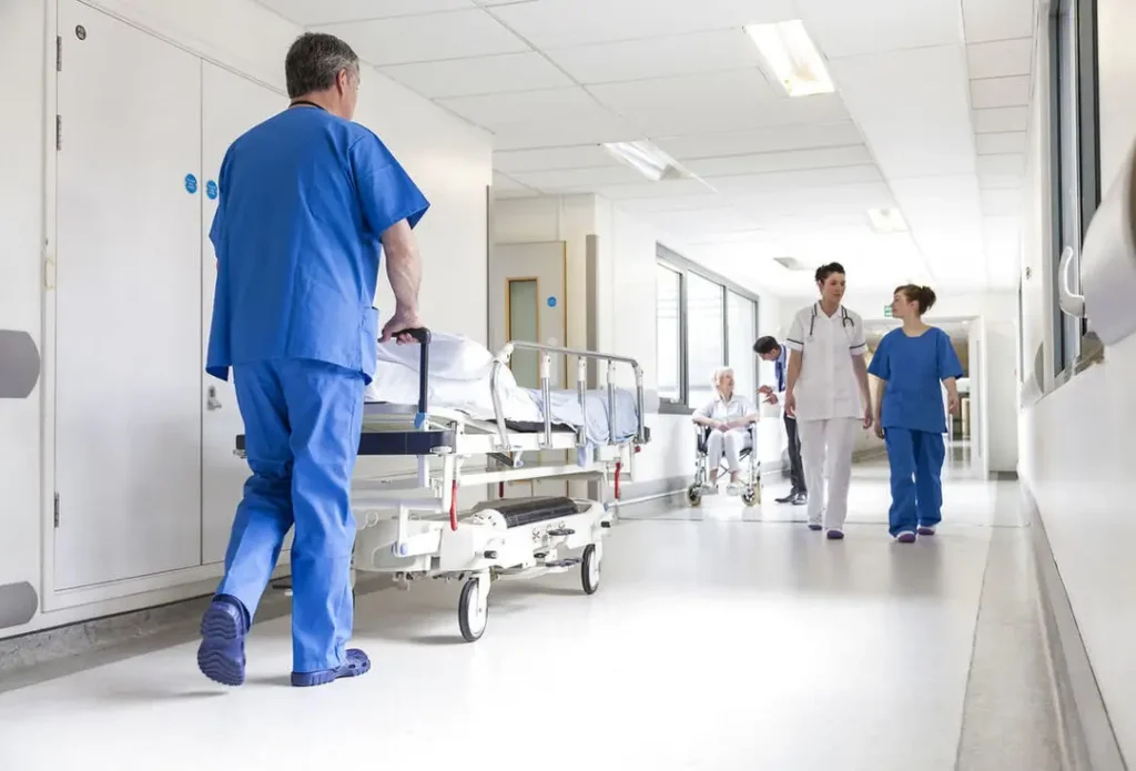 Nursing Schools in UK Offering Student Placements Abroad