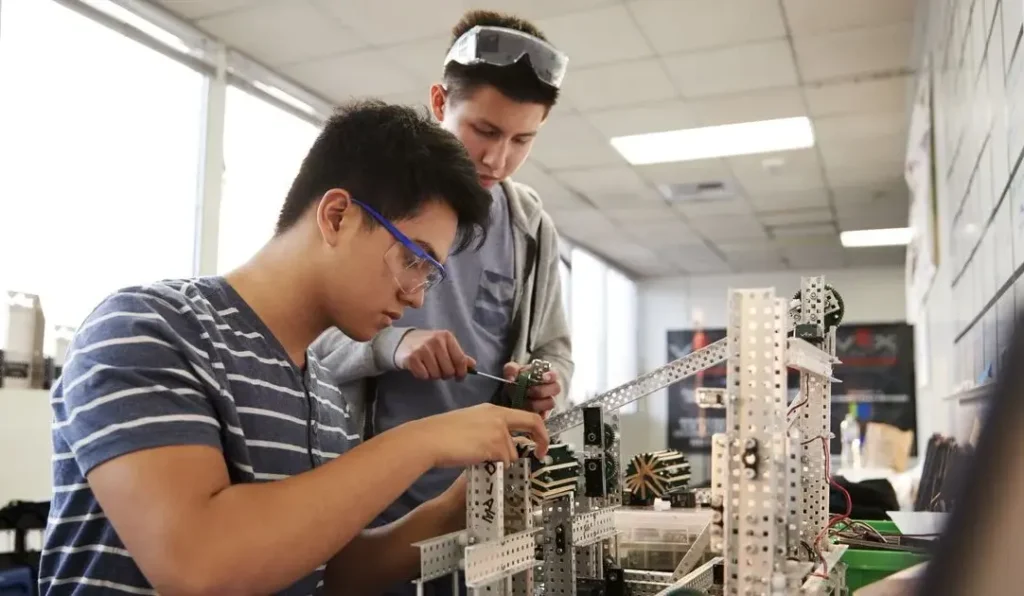 Engineering Universities and Colleges in the UK