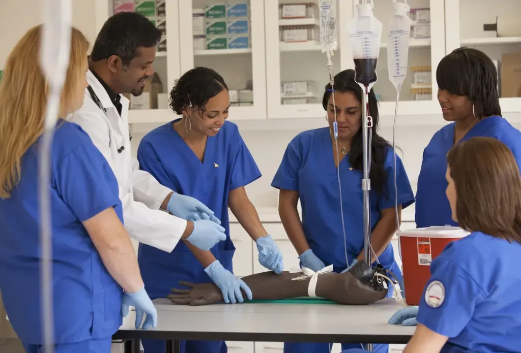 Are There Non-College Nursing Schools